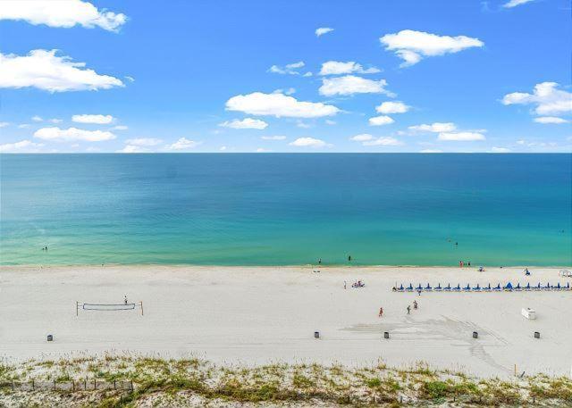 Summit 204 Free Beach Chairs With Your